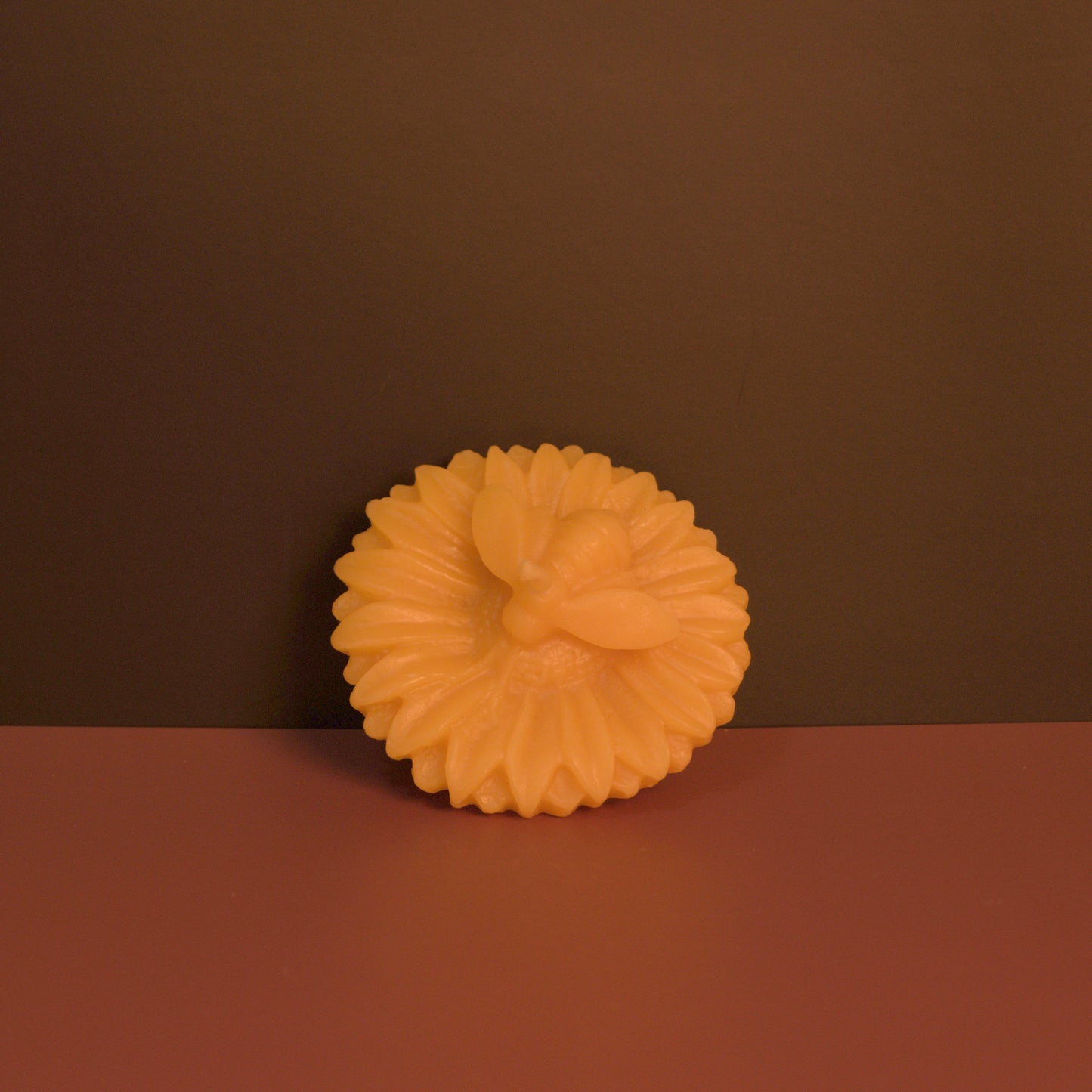 "Bee on a Flower" Floating Candle